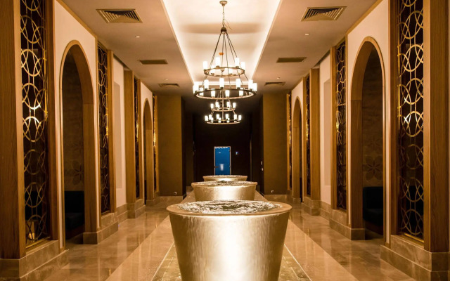 Trendy Lara Hotel