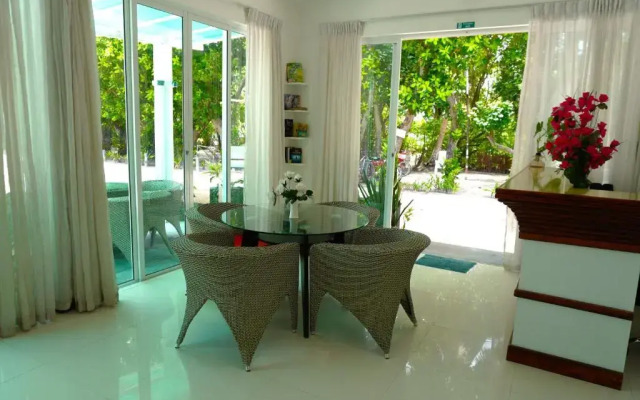 TME Retreats Dhigurah