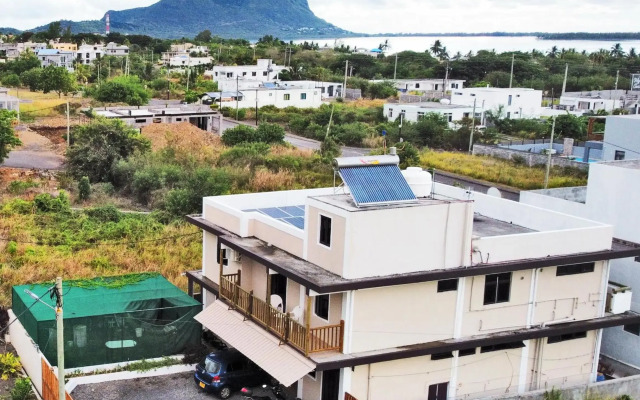 Tenexia - Morne Brabant Studio