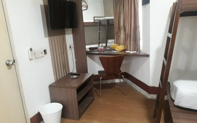SMART DREAM Aeropolis AR2 Powered by Archipelago – Guest Rooms – Tangerang