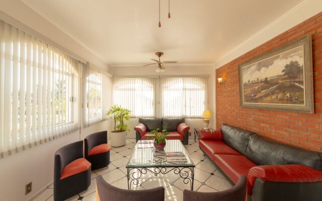 Hotel Guanumbis