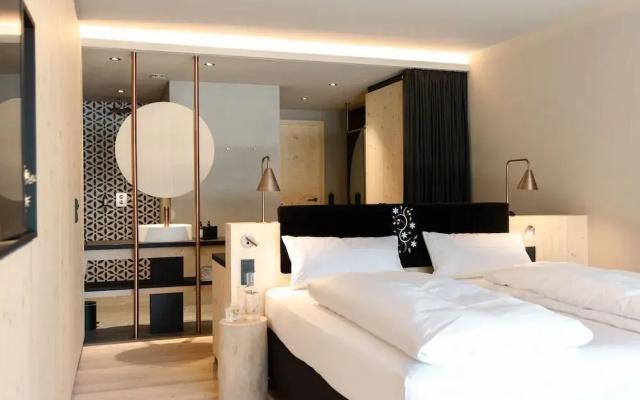 Amrai Suites