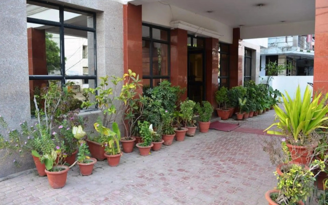 Pathik Hotel