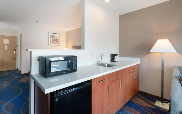Red Lion Inn and Suites Kennewick Tri-Cities