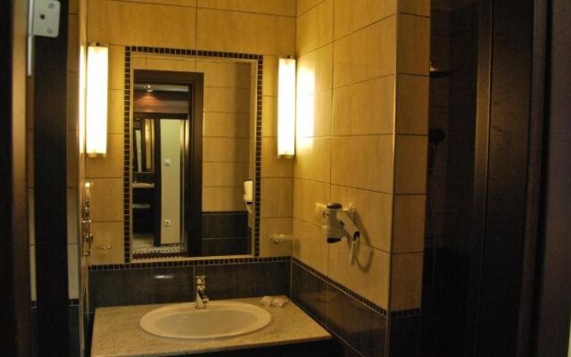 Erdospuszta Club Hotel