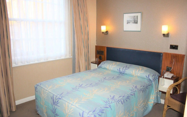 Mitre House Hotel