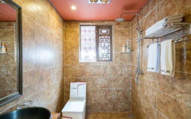 Lijiang Yipin Huaman Inn