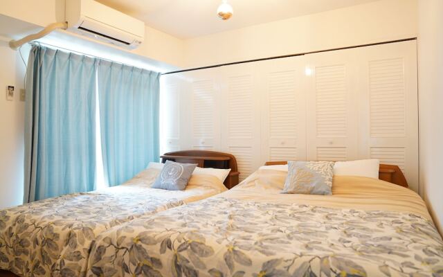 Metro Daikoku Apartment