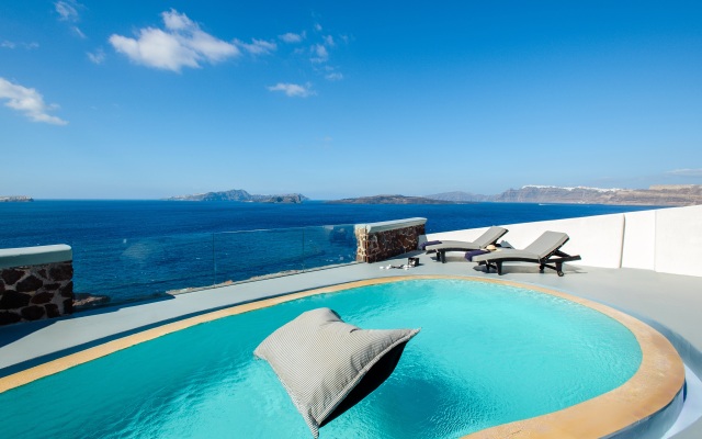 Ambassador Aegean Luxury Hotel and Suites