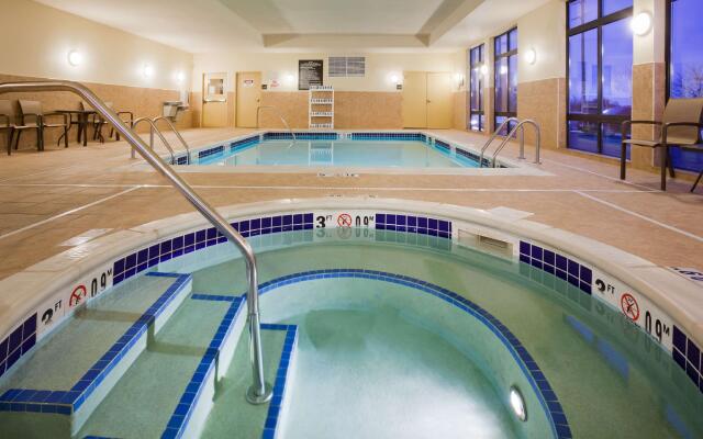 Hampton Inn Fairmont