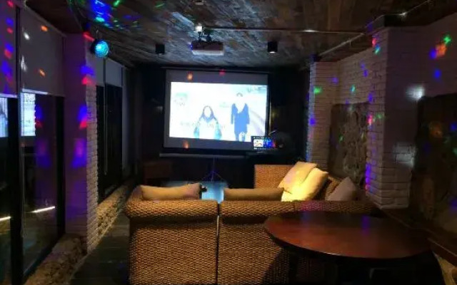 West Time Hot Spring Hostel