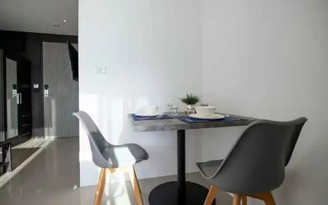 Studio Central Hillview A901