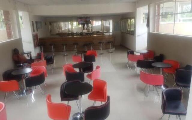 Bck8 Executive Lodge