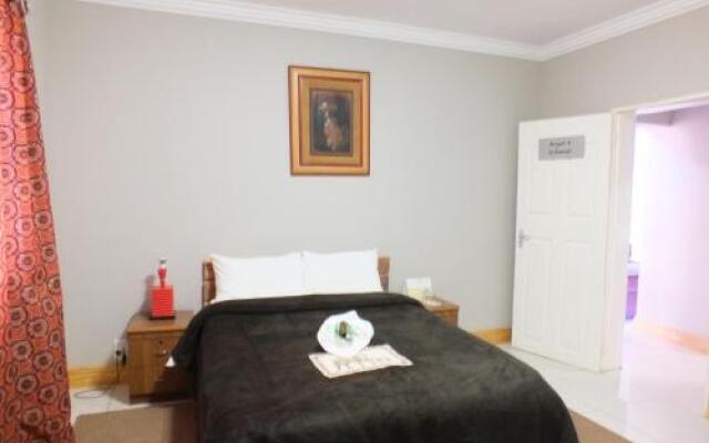 Royal Castle Guest House
