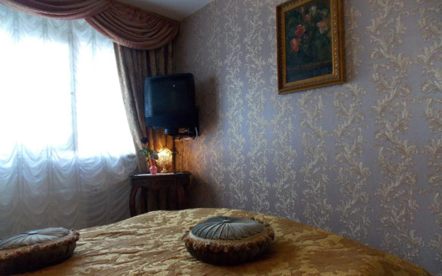 Weena House
