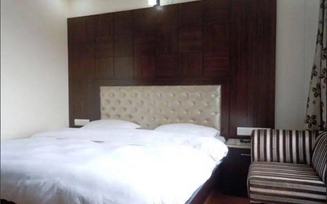 Hotel Basera – Guest Rooms – Dehradun