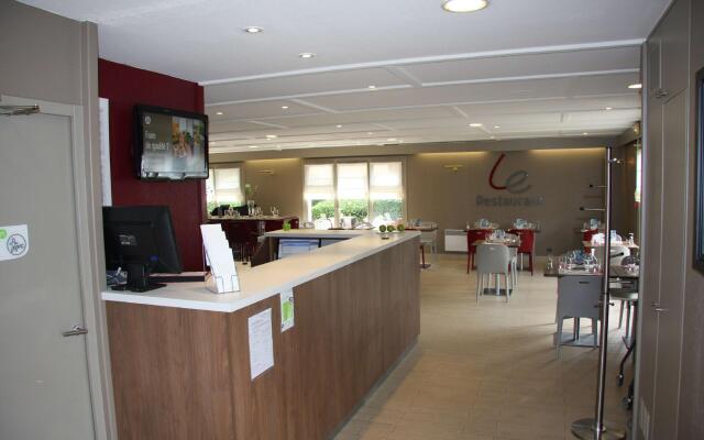 KYRIAD HONFLEUR - La Riviere Saint Sauveur