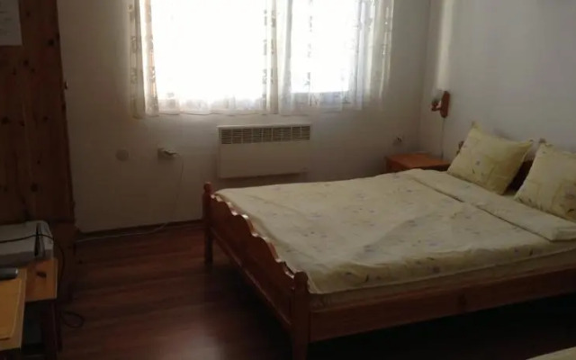 Guest Rooms Toni & Miro