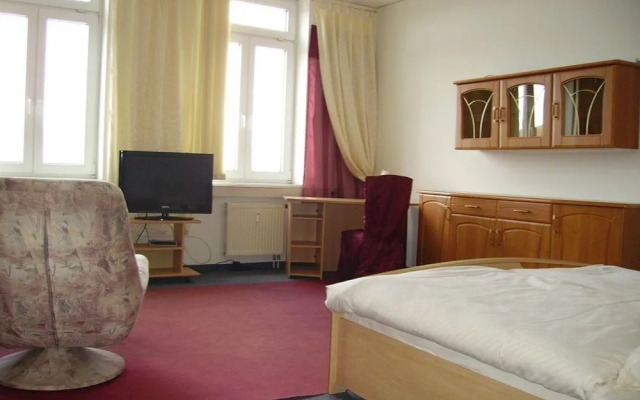 Rothenberger Apartments