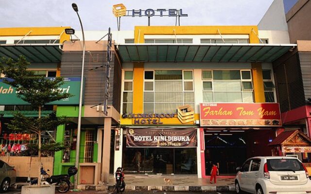 Golden Roof Hotel Seri Iskandar