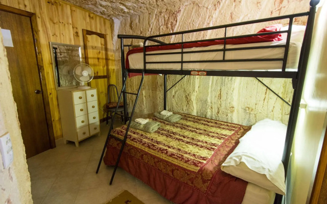 Down to Erth Bed and Breakfast