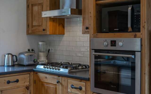 Calougeotte Private Chalet