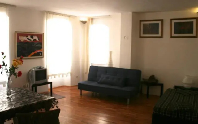 Amore Old Town Apartment