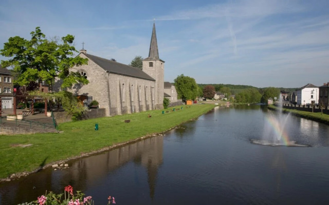 Cosy 2-bedroom Apartment in the Center of Hotton