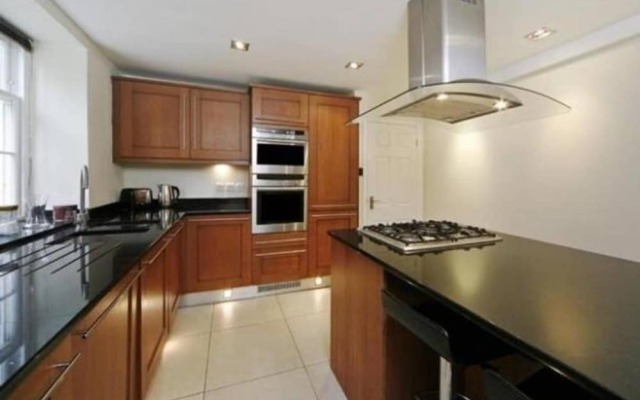 Wimbledon 2 Bedroom Apartment