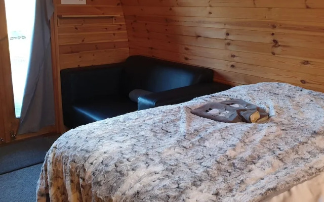 The Little Hide - Adult Only Camping Pods