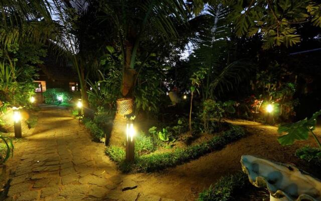 Analatsara Eco Lodge