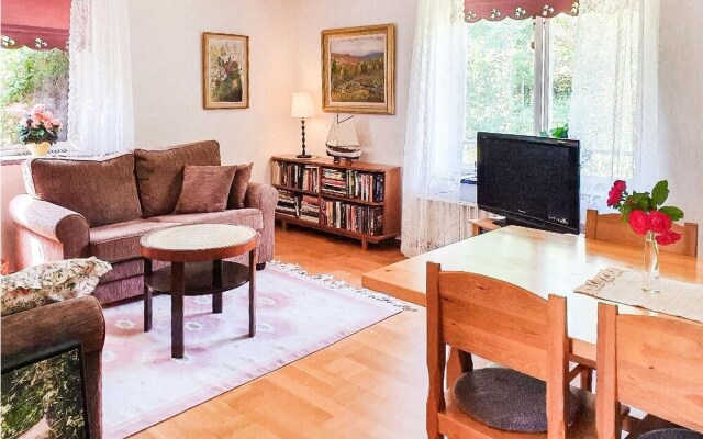 Beautiful Home in Löttorp With 2 Bedrooms