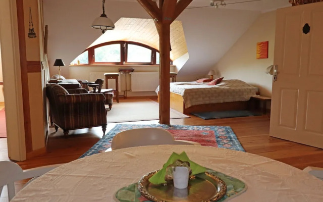 Rustic-style Apartment in Buschenhagen With Garden