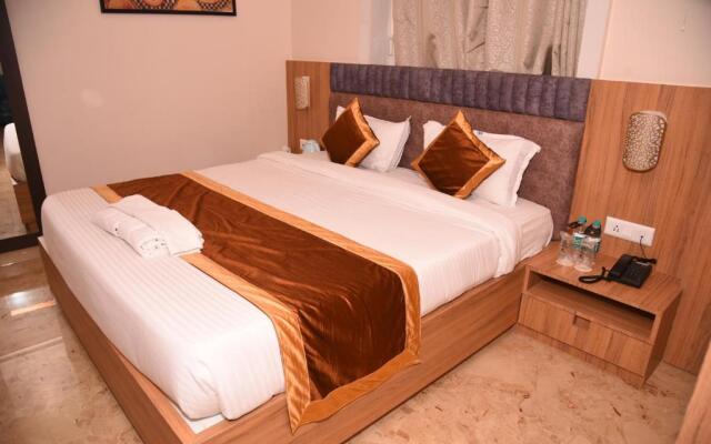 Hotel Ekta International