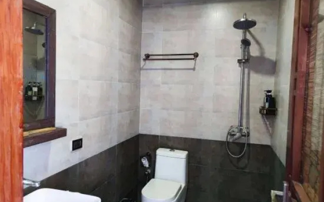 Mengzhou Hejia Courtyard Hotel