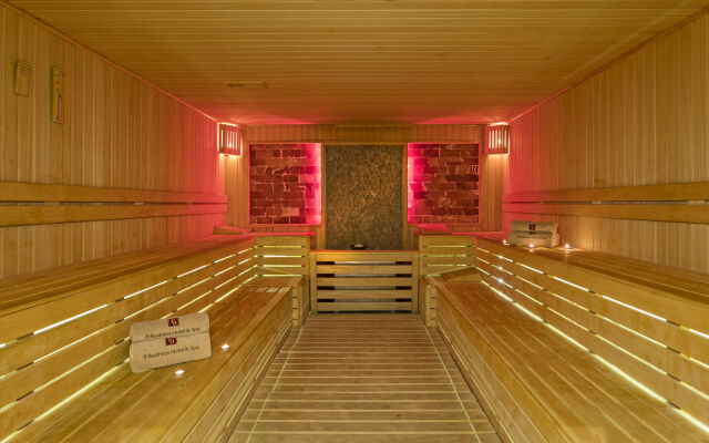 B Business Hotel & Spa