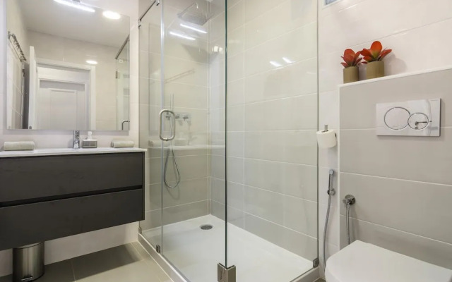 Penha1 · Lisbon's Charming and Bright Apartment