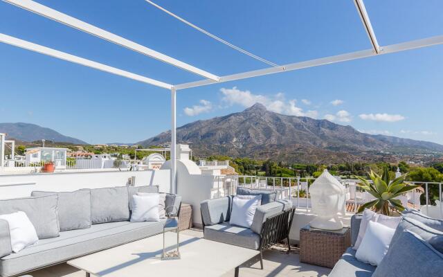 Penthouse with amazing views of the golf valley