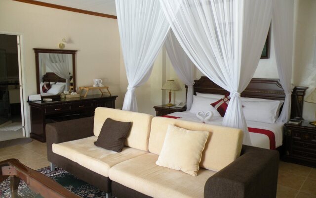 Ogtong Cave Resort