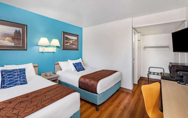 Travelodge by Wyndham Miles City