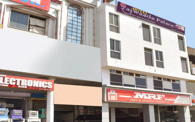 Spot On 79467 Hotel Rajwaada Palace