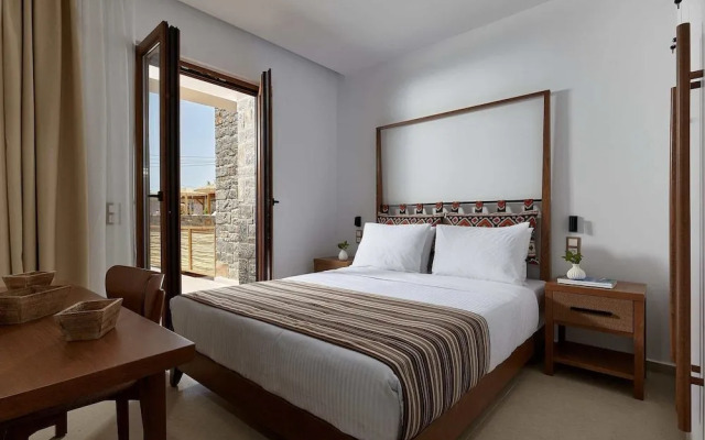 Volta Suites and Villas