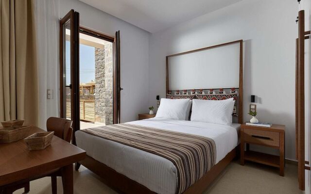 Volta Suites and Villas