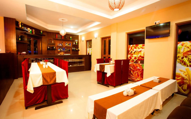 Hotel Dream City
