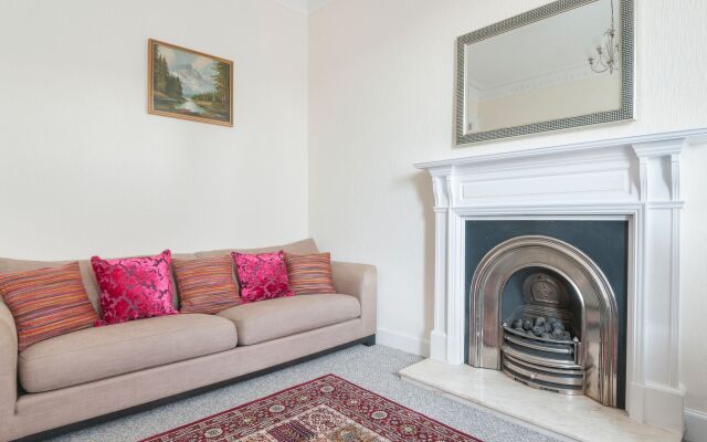 Canonmills Apartment