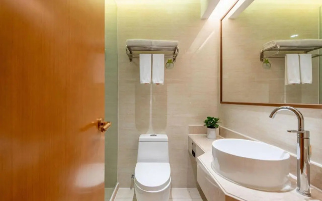 Vienna Hotel Foshan Lingnan Pearl Gymnasium