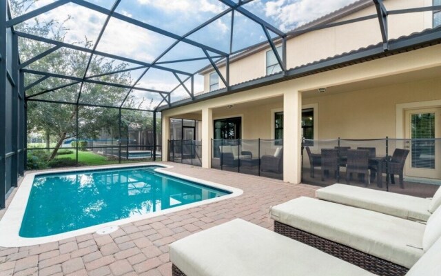 Showhome 5 Bedroom Champions Gate Villa