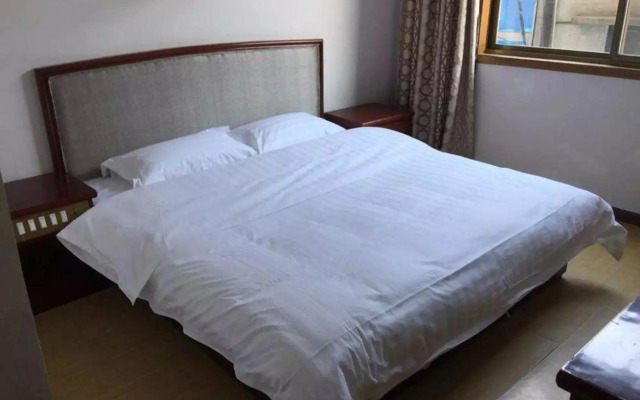 Hangzhou Xiaocai Hotel