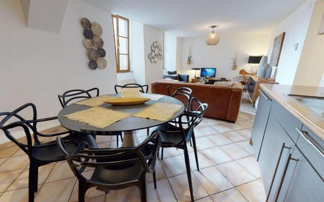 Sous les Tilleuls PARKING HYPERCENTRE 4-6 Personnes