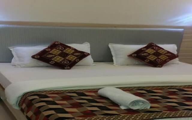 Room Maangta 133 @ Kurla West